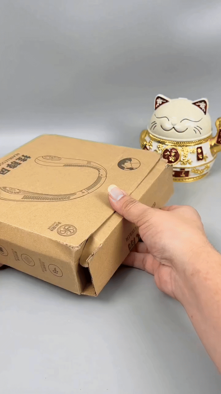 Vaneless Neck Hanging Fan – Bladeless Wearable Cooling Fan